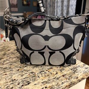 Coach Hampton Signature hobo  tote turn lock